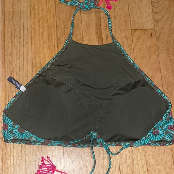 Aerie Vibrant Teal Bikini with Pink Accents - Picture 4 of 8